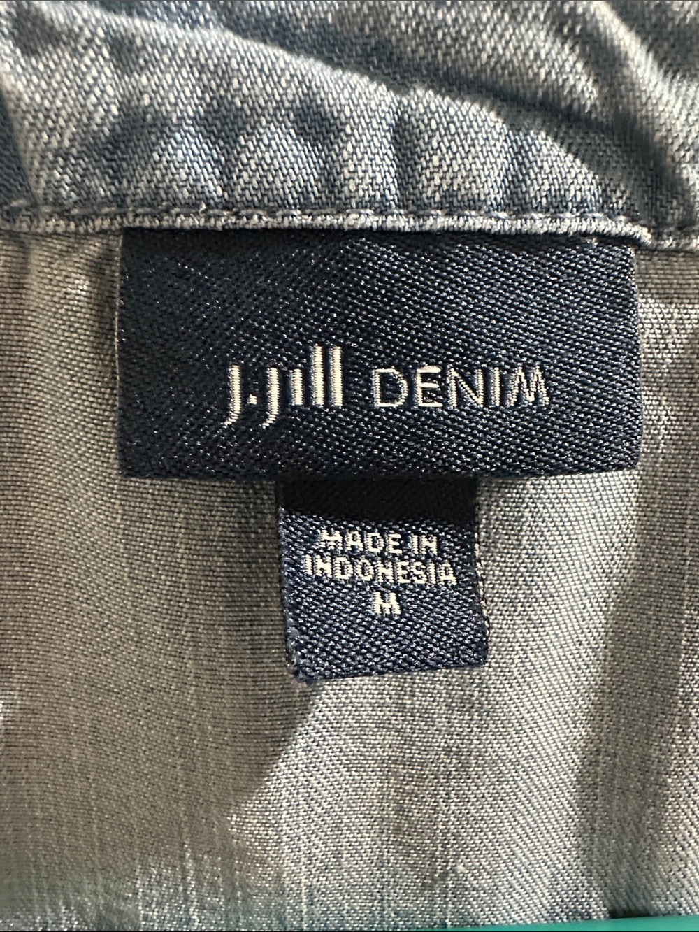 J. Jill Light Chambray V-Neck Tank with Tie Shoulders - Picture 2 of 4